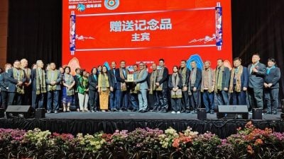 李景胜:创新思维带动发展.鼓励年轻人加入公会
