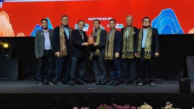 李炳万:盼宗亲常回家.新会所承载新使命