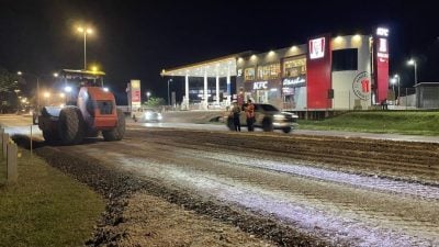 林开臻路填高夜间施工 程明智:确保白天车流畅通