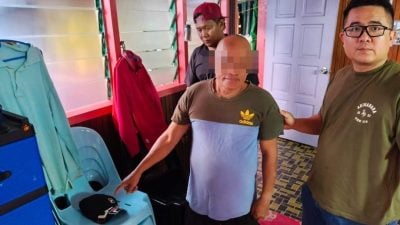 男子便利店伸咸猪手.电眼拍下铁证落网