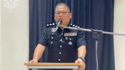 77岁华男坠诈骗投资圈套 损失47万3000