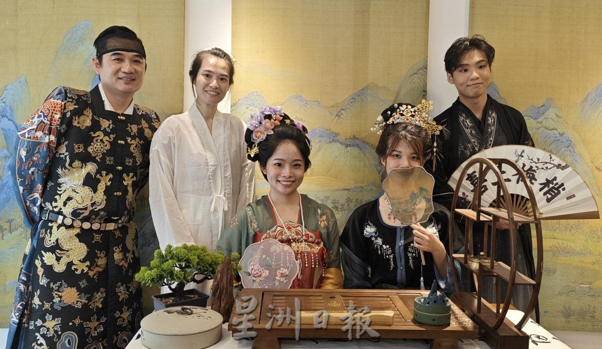 乐活频道 | 长衫衣袂遥寄古风情怀 大马汉服人今朝续梦