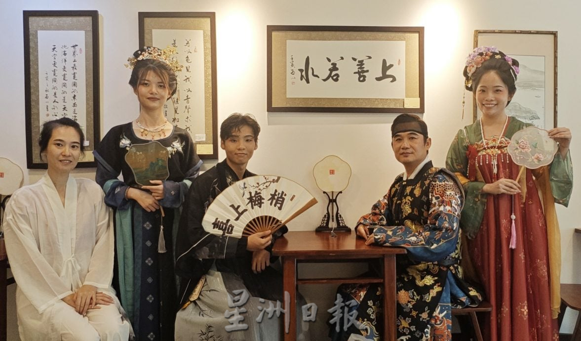 乐活频道 | 长衫衣袂遥寄古风情怀 大马汉服人今朝续梦