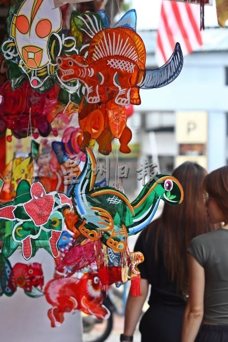 星角摄pp/中秋灯笼高高挂