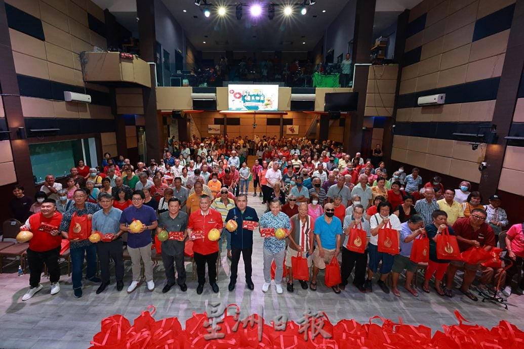 供星洲网／陆兆福：添油花1分钟可换来国库省数十亿　补贴专属大马公民