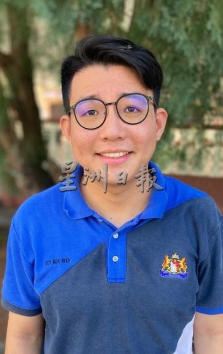 (已签发)柔:**封面**民生特工队:猴群为患惹人烦 亚罗拉花园居民盼当局解决