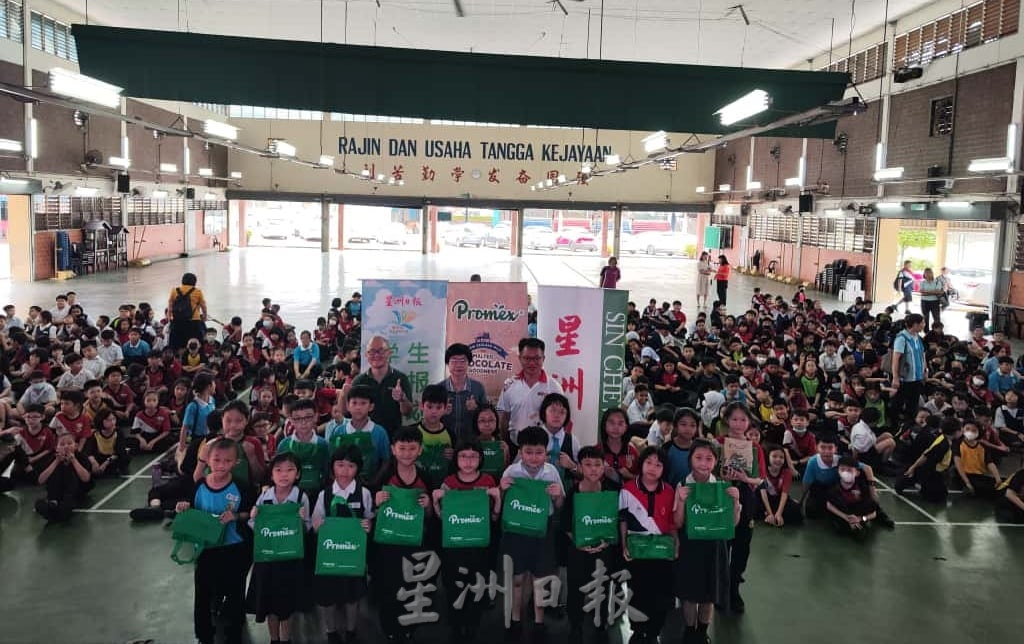 “有奖填字游戏”走入道文   学生听故事玩游戏了解阅报重要性