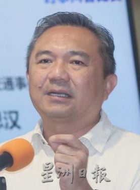 本报活动/星洲中学生时事问答赛 黄子宸双料得主