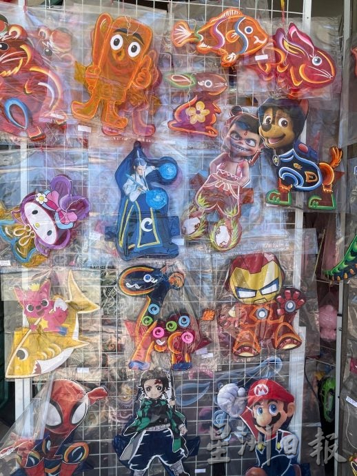 新生代灯笼制作人陈德伦 传统融入创意照亮中秋