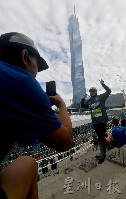 可做画页//大都会／（主文）吉隆坡渣打马拉松／13图