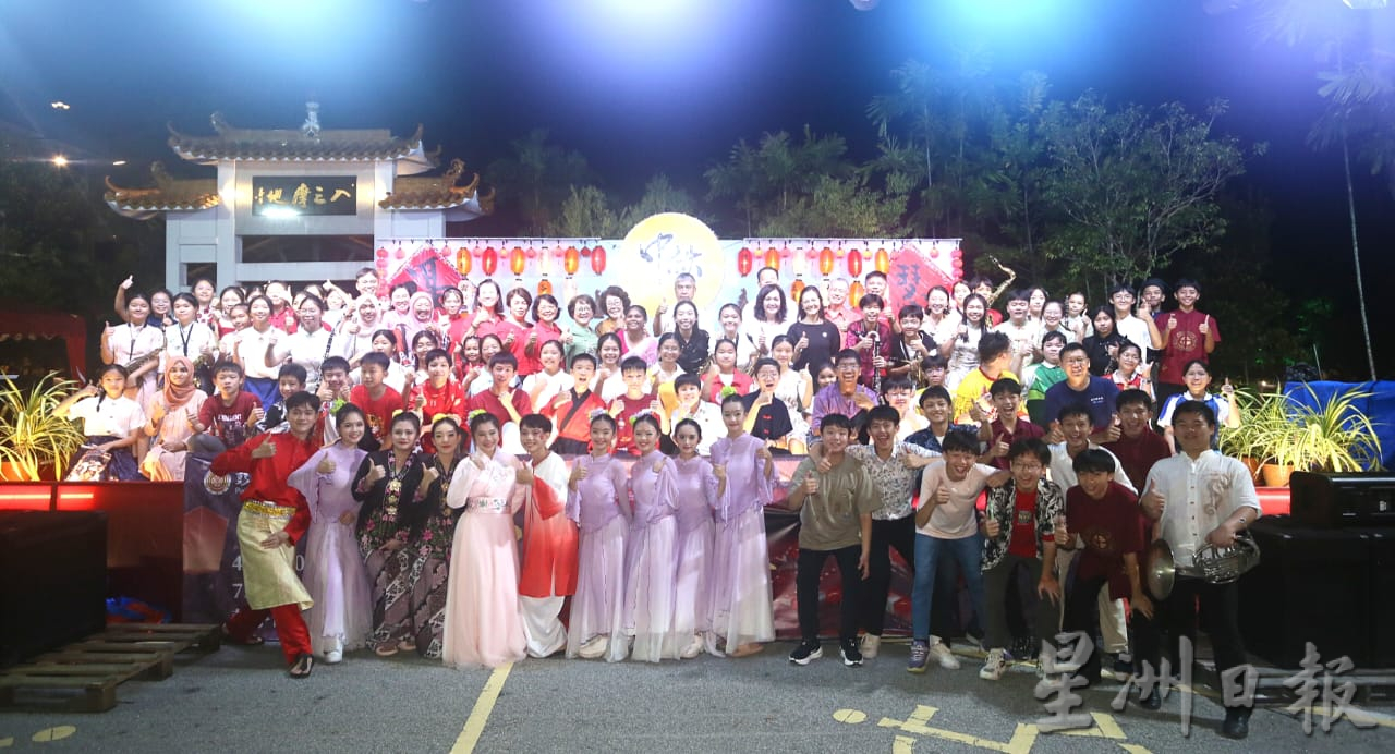 东：（已签发）彭亨佛教会中秋园游会 近800市民共赴文化盛宴