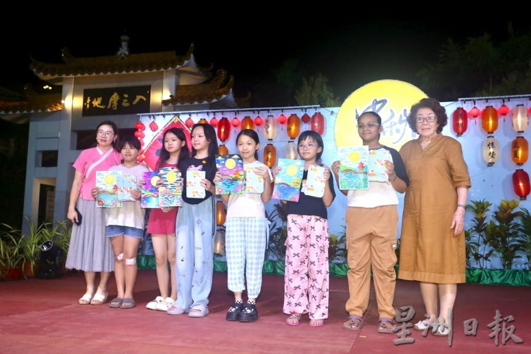 东：（已签发）彭亨佛教会中秋园游会 近800市民共赴文化盛宴