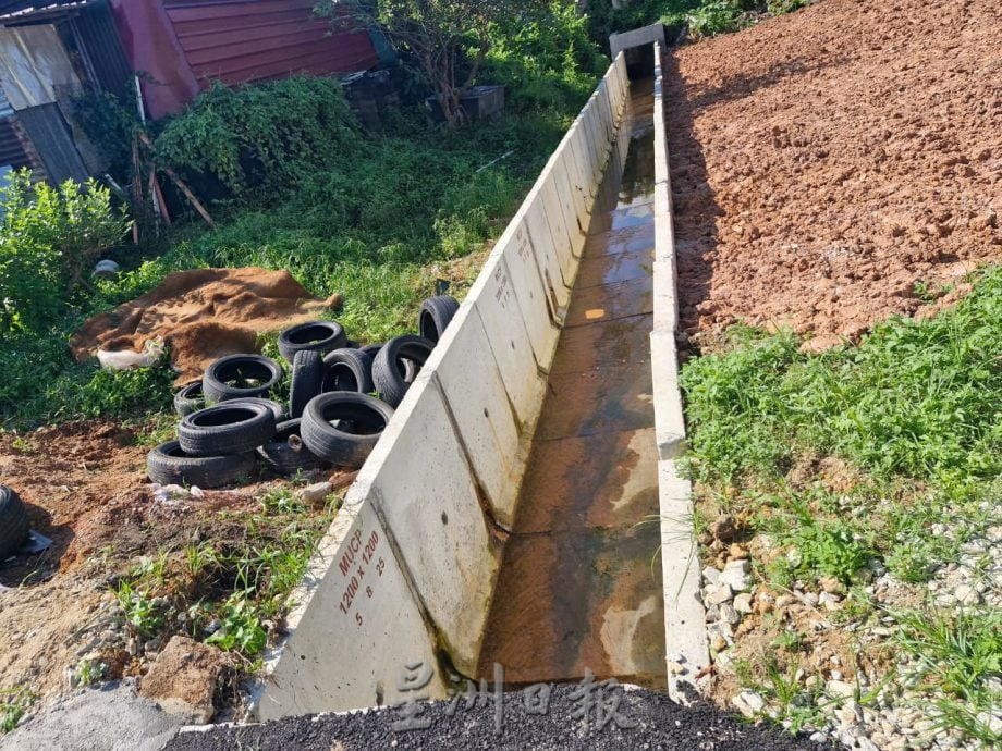 房地部拨14.7万给叶陶沙新村   解决困扰排水问题