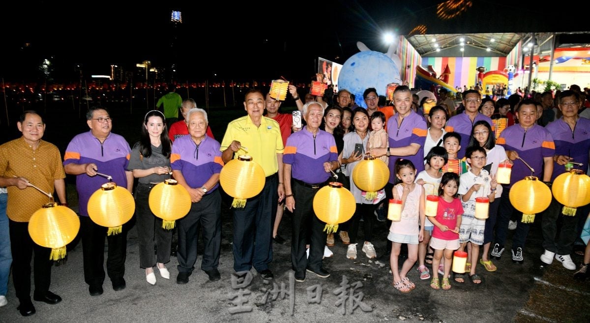 版头//大都会／隆广义中秋嘉年华／14图