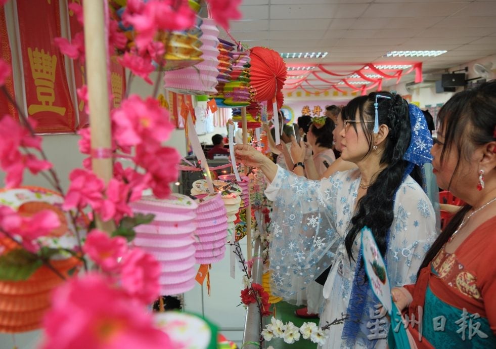 东:(已签发)关丹惠州会馆《花好月圆人团圆》庆中秋