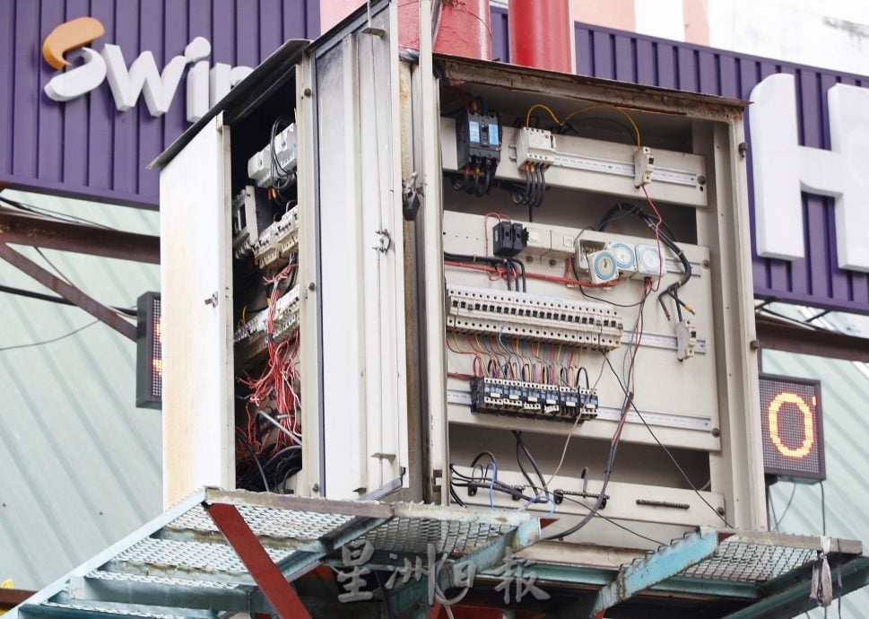 大都会-茨厂街第3&4阶段交接 摊贩苦叹收尾多