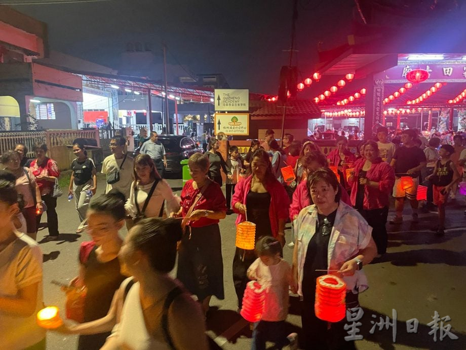 大都会/“河婆乡情浓·人月两团圆”中秋联欢晚会