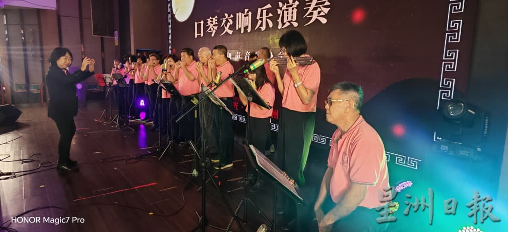 东:已签发:马来西亚海南会馆联合会总会长拿督杨克浩呼吁大家,踊跃参与即将于今年11月14日至16日,在槟城举行的第18届世界海南乡团联谊大会