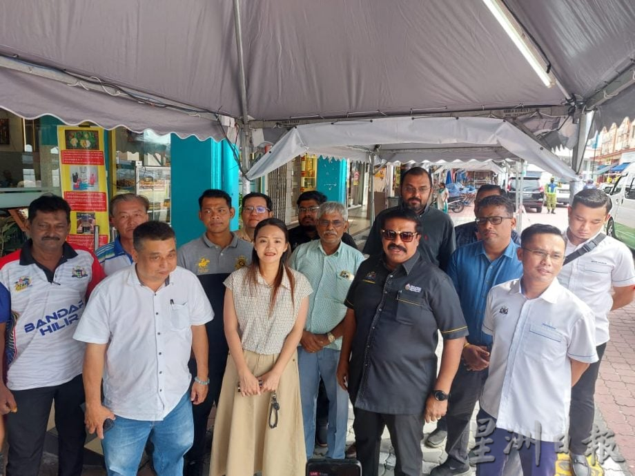 （古城第二版主文）小印度的屠妖节市集即起投入营业