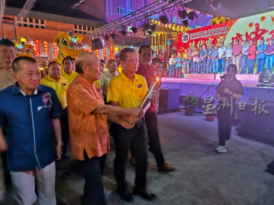 已签发 柔：版头之一：紫銮阁德化家庭中秋晚会 累计约5000人次庆中秋