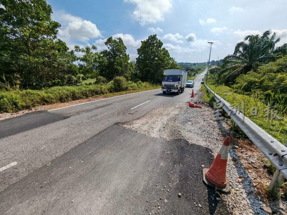 **已签发**柔:第二版头:峇甘榜拉末路重修 15日起封路6星期