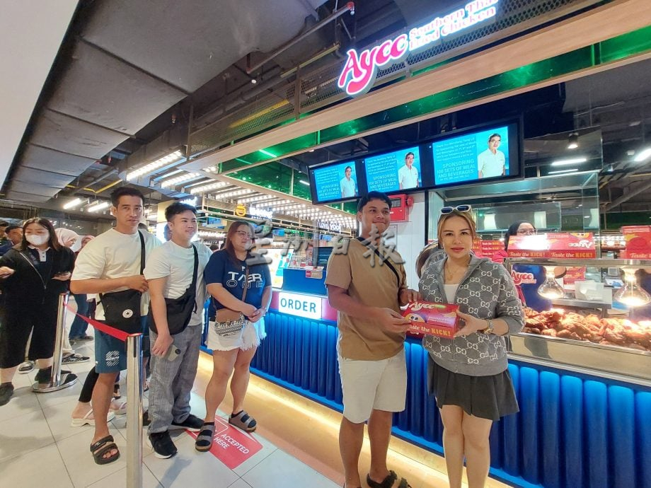 (大北马) 女儿郑鶠紧记父亲郑烈教诲 为社会多做善行 让社区更温暖