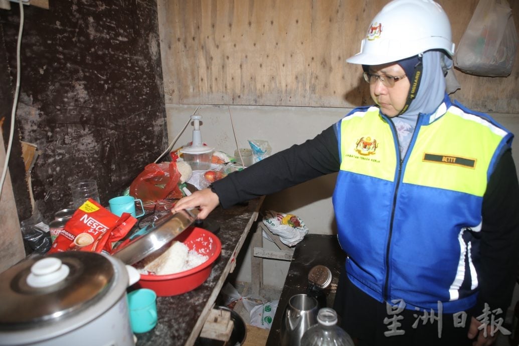 人力局突检金马仑9地 劳工住宿安全卫生令人忧