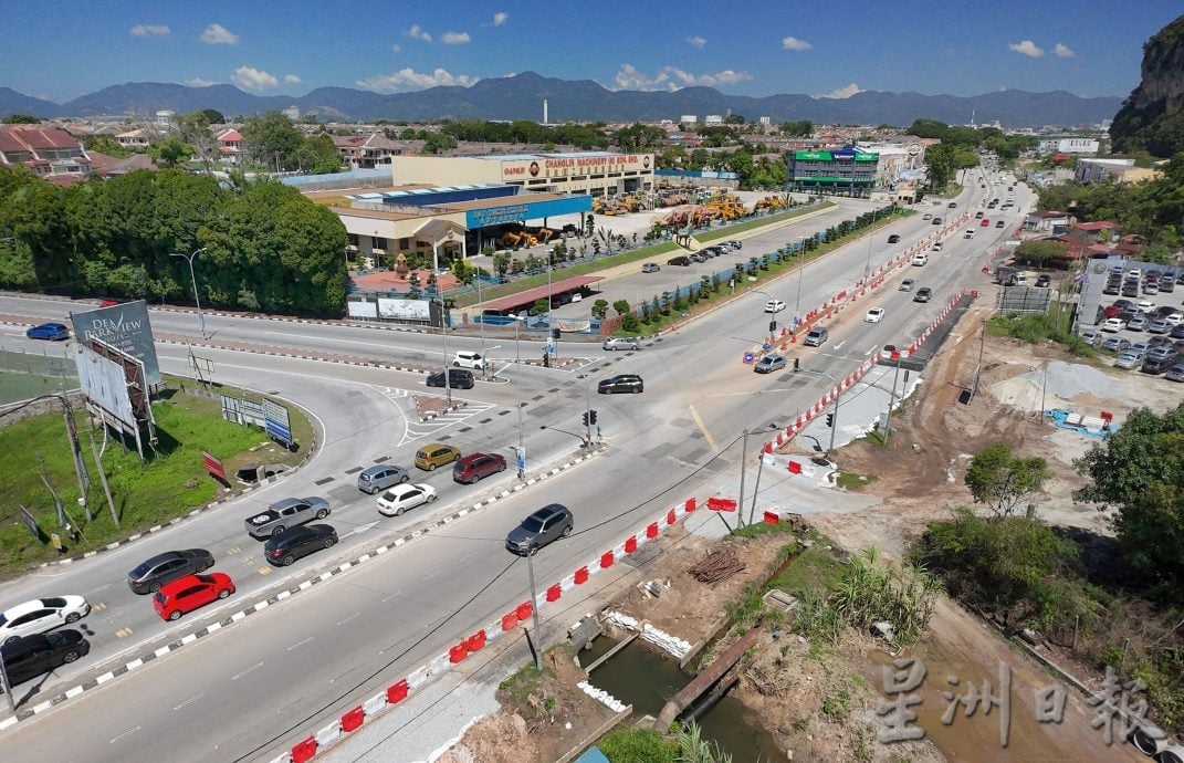 250万拓宽务边路完成50% 11月料竣工缓解塞车