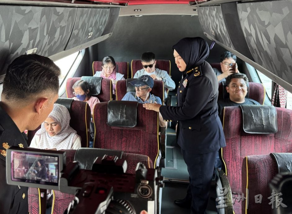 （古城第二版主文）限速器执法行动检查448辆巴士·仅57辆出示证书