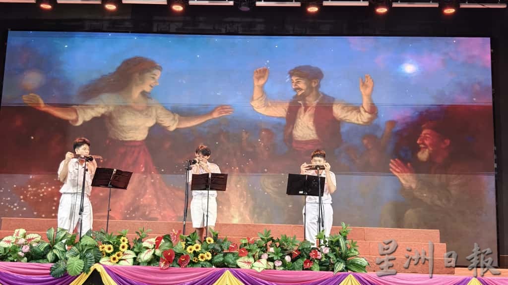 已签发 柔:校外学艺竞赛成绩较去年标青 新山宽中433师生受表扬