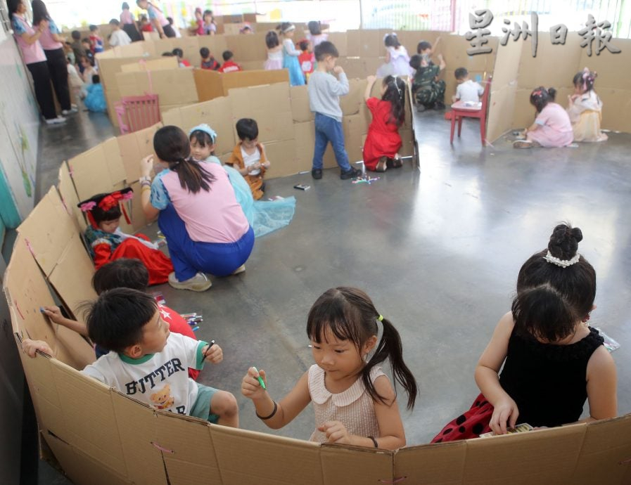 校方家长齐把关 流感来袭学校加强防范