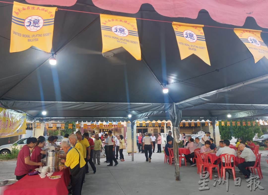 （古城第二版主文）振忠阁不举办实体晚宴，将节省下的开支全数拨用于慈善及教育事业