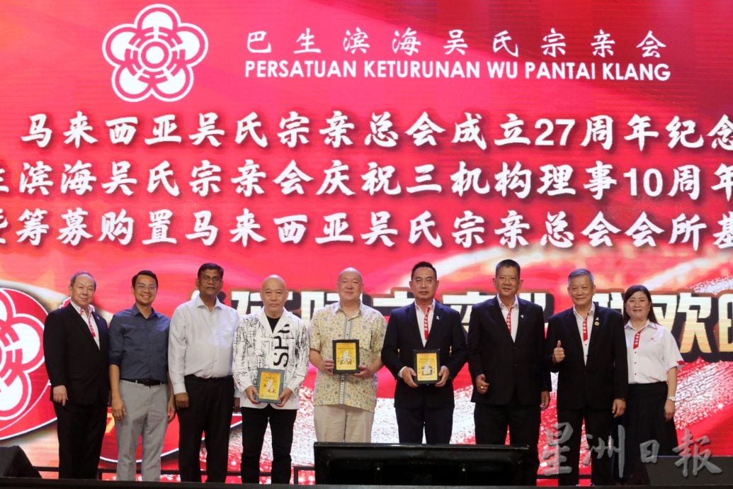 全国/ 全国/吴亚烈：政府应理性看待饮酒风波  兼顾宗教与文化敏感性