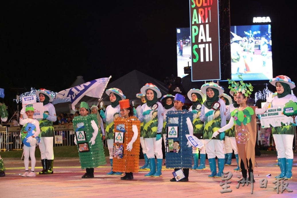 请签发/大都会封面/大臣:放眼明年所有PBT落实雪州速度