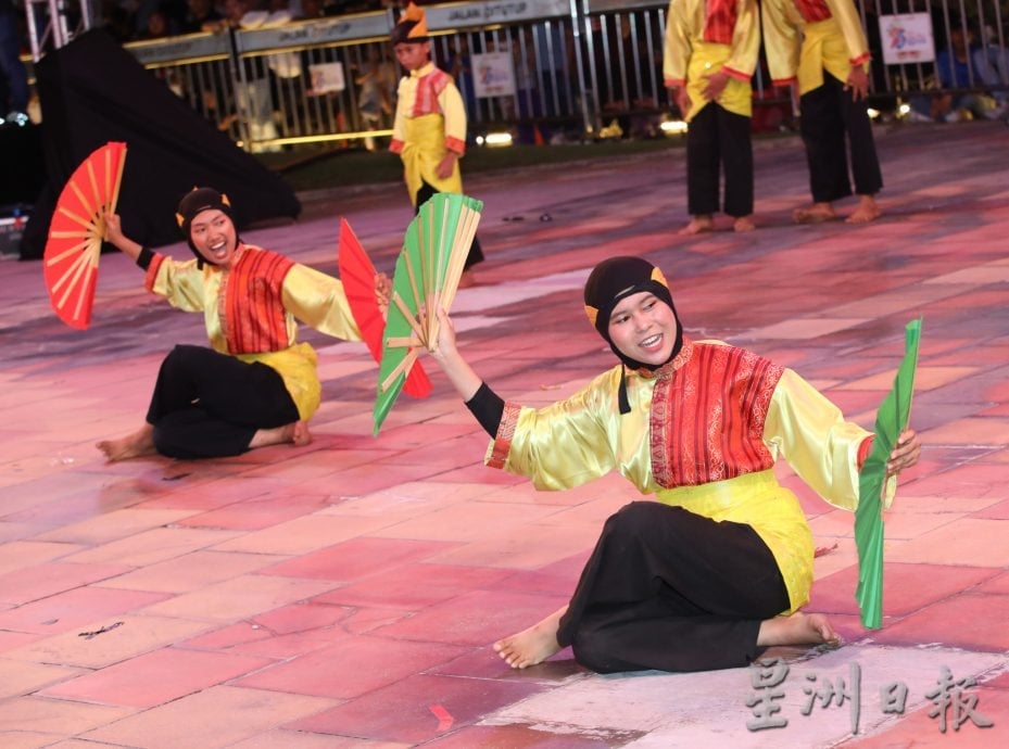 请签发/大都会封面/大臣:放眼明年所有PBT落实雪州速度