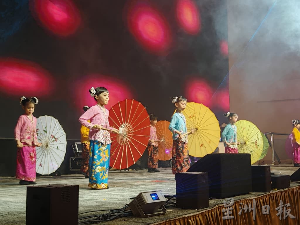 (古城第三版主文)谢守钦:若国家继续债台高筑将越来越糟糕,赤字及新债务越来越少国家才有希望