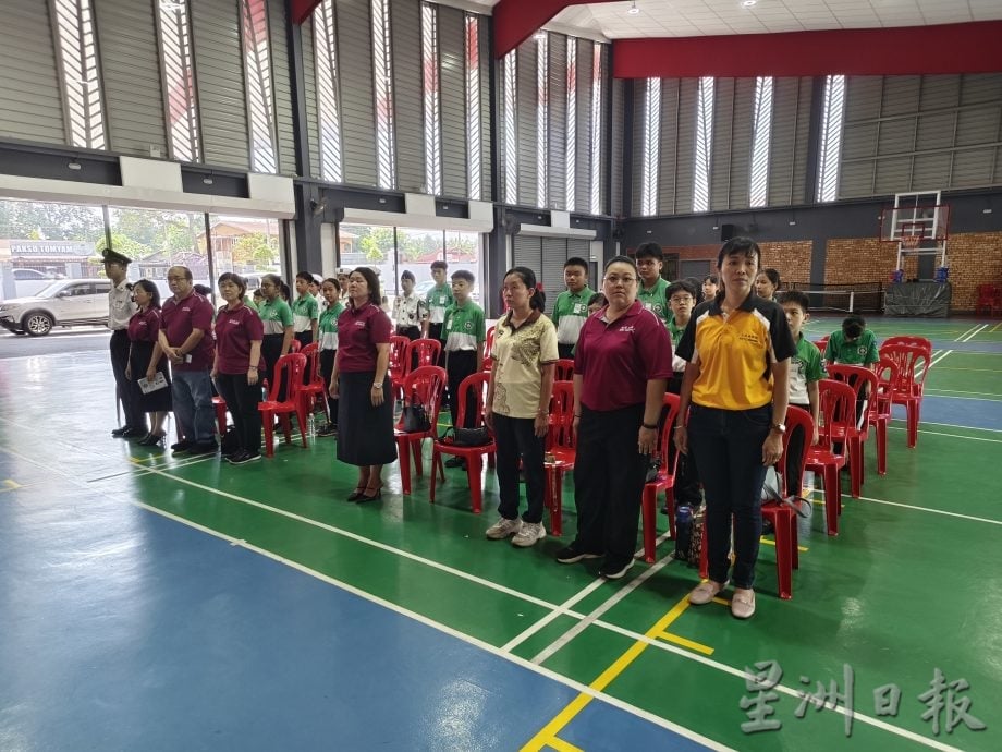 东：吉拉央华小与中彭区圣约翰救伤队联办操步赛