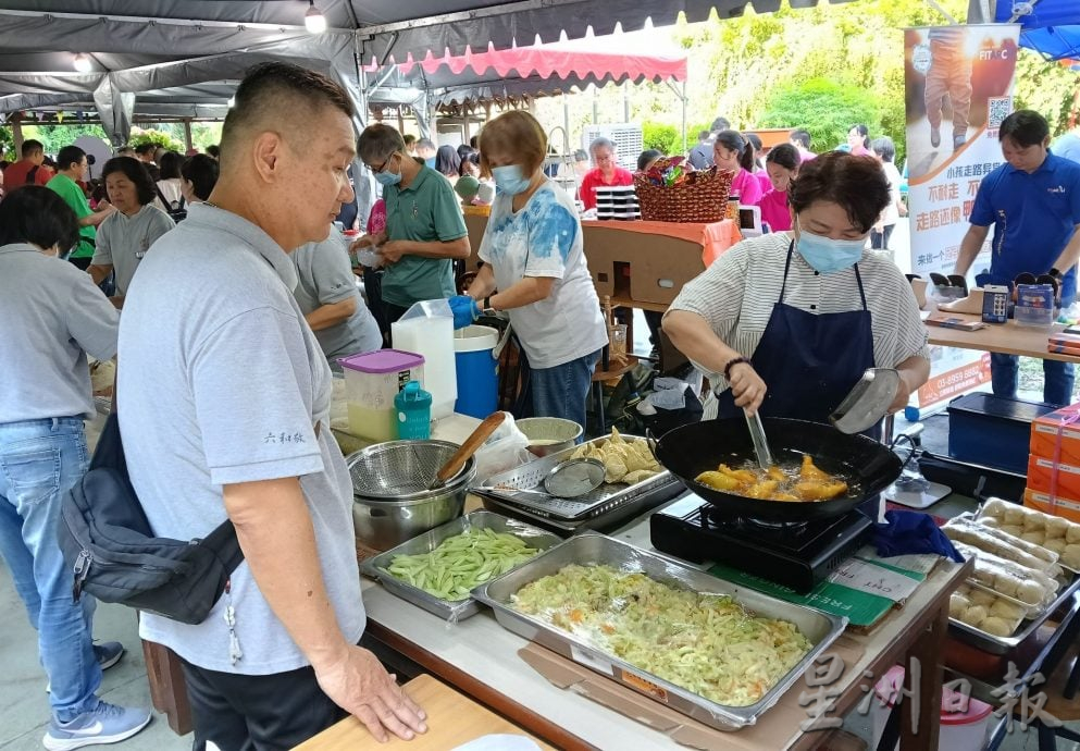 （古城封面主文）培三小义卖会筹3万令吉·获各界支持达标