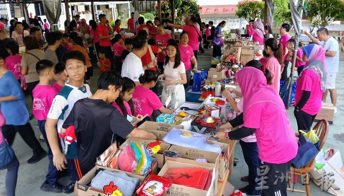 （古城封面主文）培三小义卖会筹3万令吉·获各界支持达标