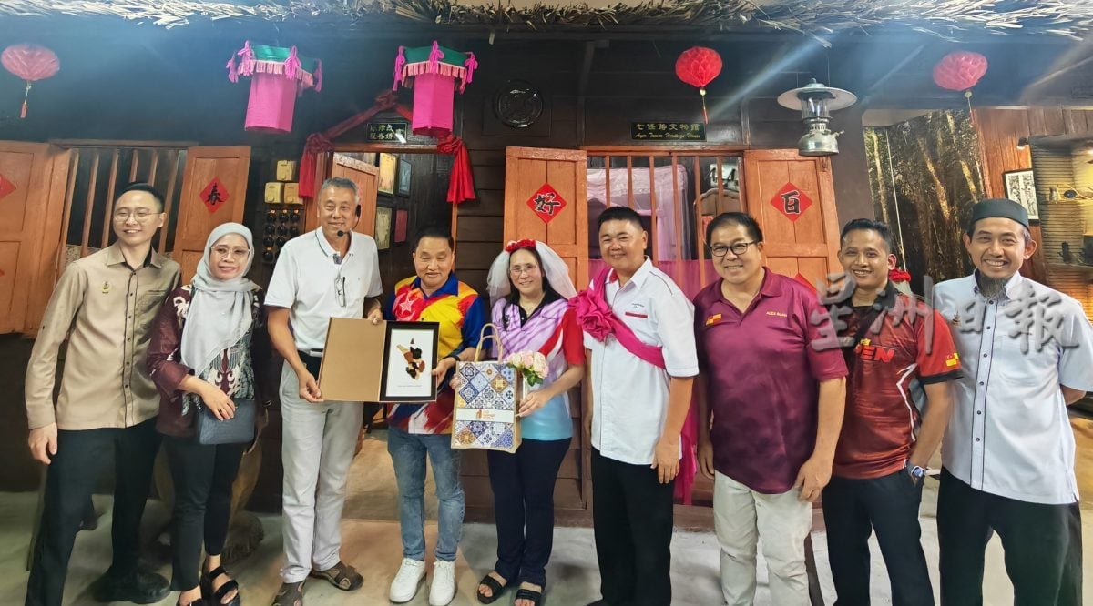 雪行政议员率队拜访 向爱大华迪斯尼公园取经