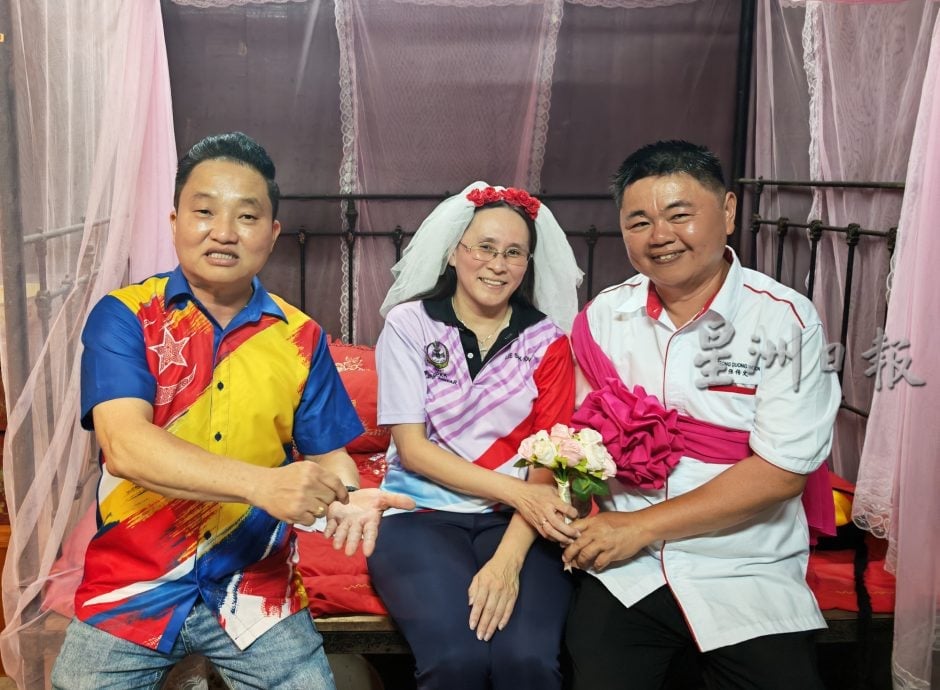 雪行政议员率队拜访 向爱大华迪斯尼公园取经