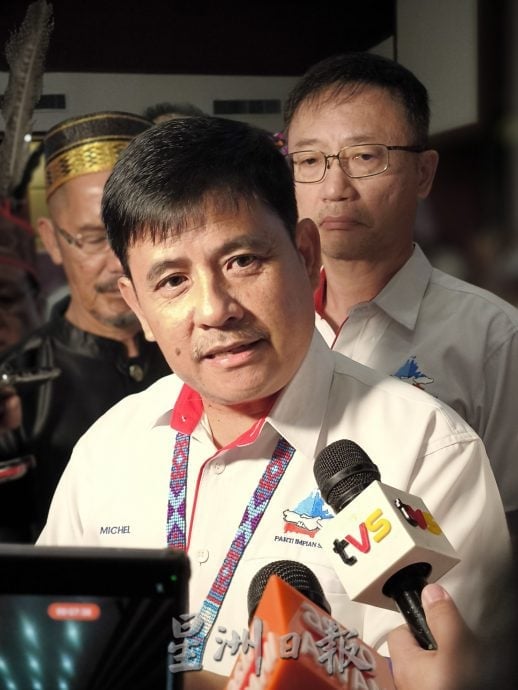 愿景党73席全上阵 宣言聚焦资源共享