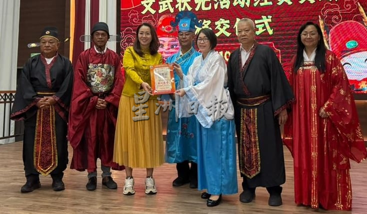 已签发(大北马)杨式丰:1年获143面奖牌各赛事奖牌,学生努力成果