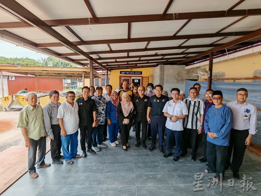 (古城封面主文)武吉南眉诊所提升尚待拨款,对面已征用空地设临时停车场,解决停车位不足问题