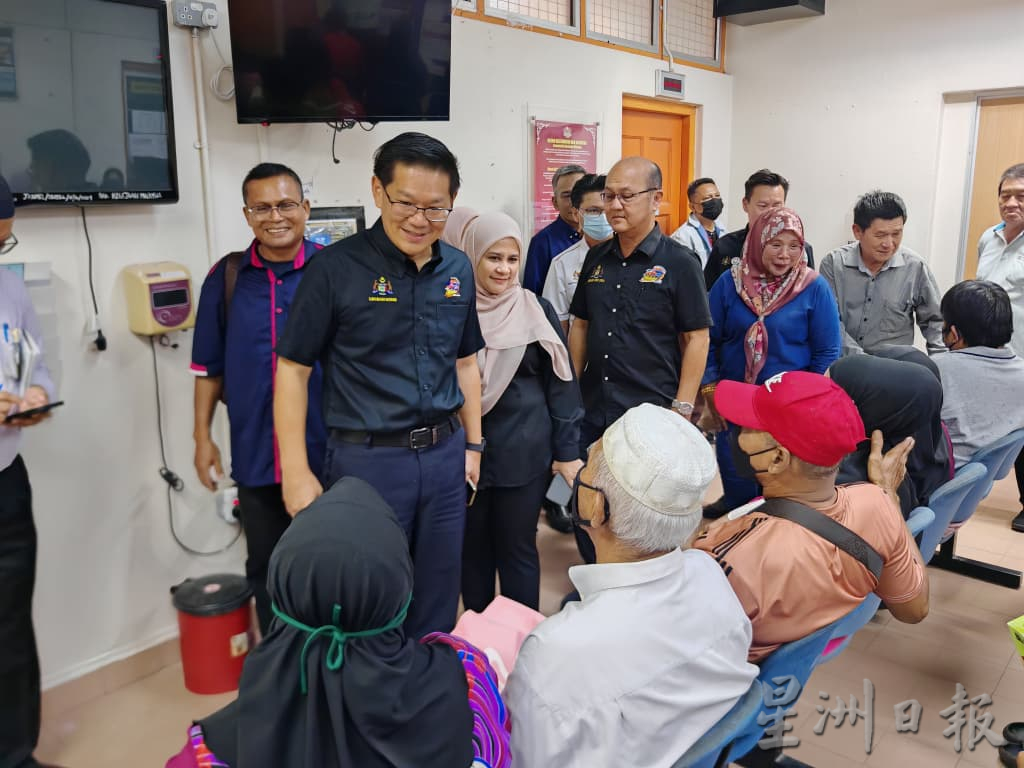 (古城封面主文)武吉南眉诊所提升尚待拨款,对面已征用空地设临时停车场,解决停车位不足问题