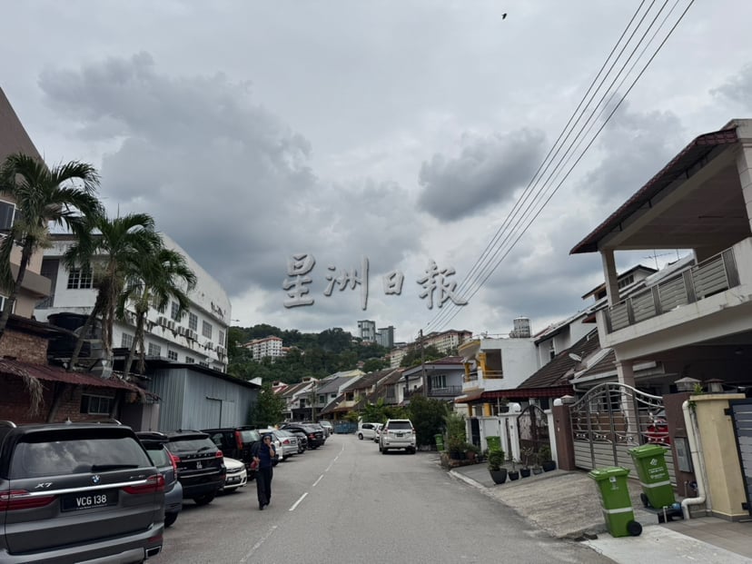 me03主文-大都会/蕉赖安宁镇居民反对建公寓／多图