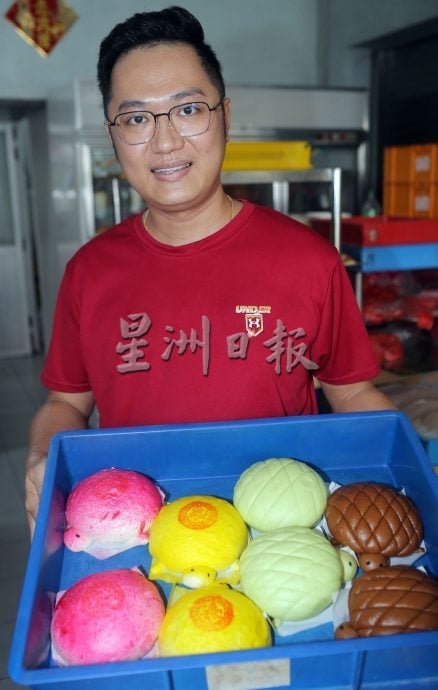 九皇爷诞 龟包开卖在即 商家如火如荼备货迎客