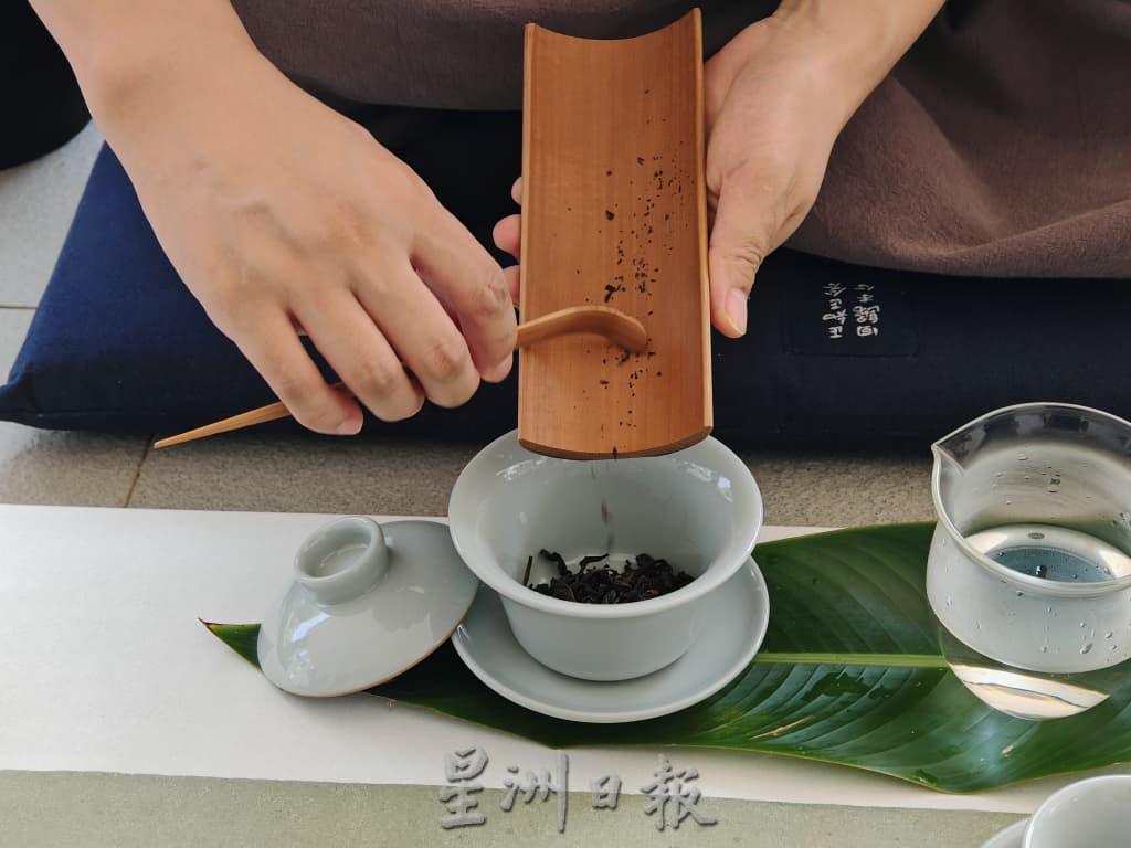 （古城第二版主文）《你动摇了吗》专栏：安心禅茶，学习静心