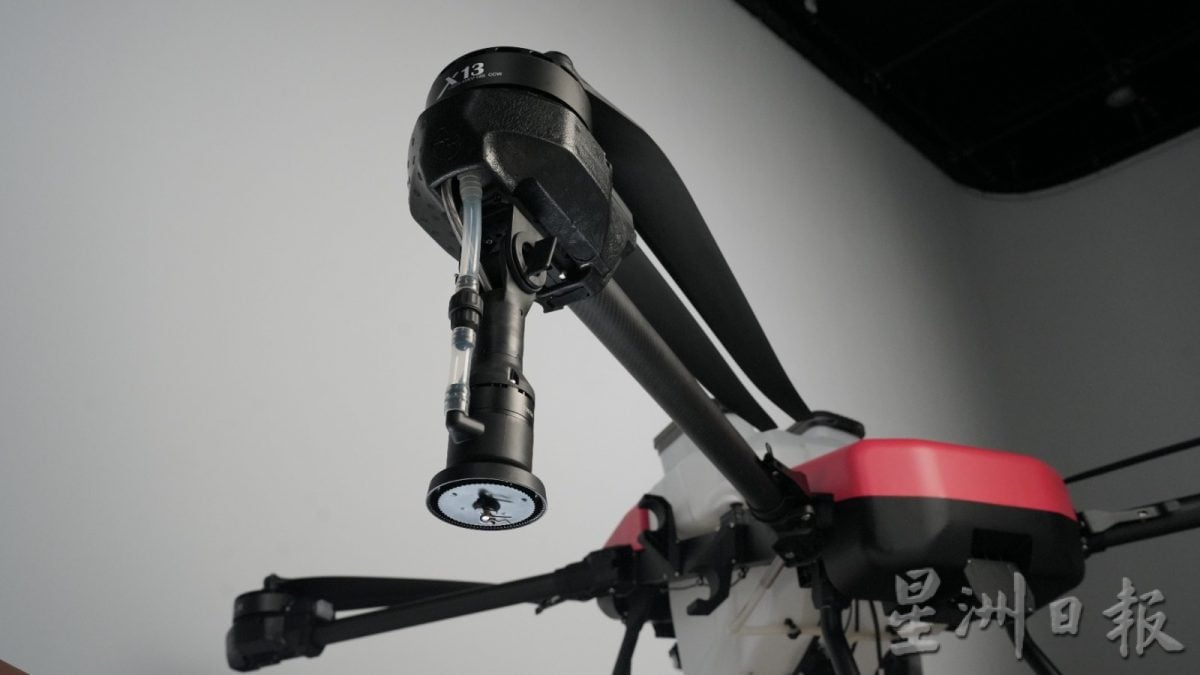 ​【AI农业/01】 智慧农业起飞 无人机真能解放双手？