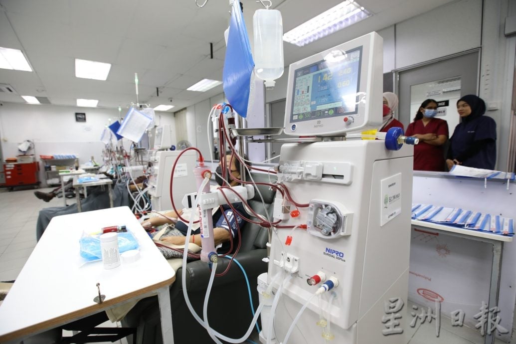 大都会/早报头/绿盛世基金会捐赠洗肾机给安邦九皇爷基金会洗肾中心